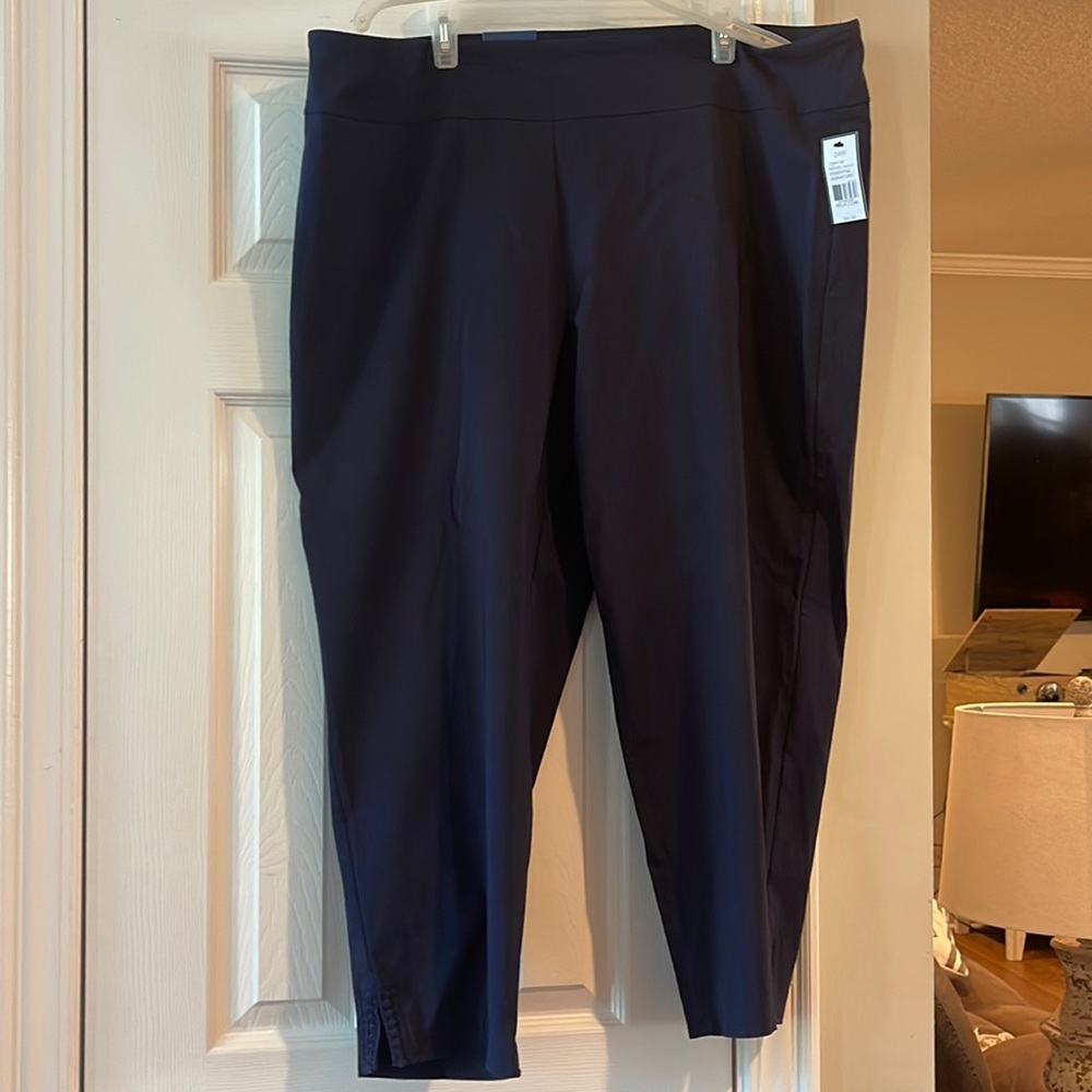 Crown and Ivy 24w tall crop pants